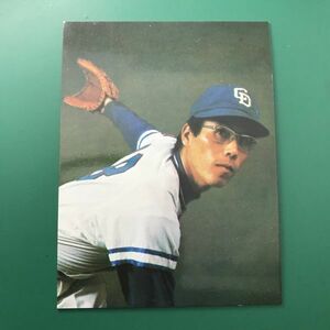 美品　バット版　表面表記なし　裏面右バット　1973年　カルビー　プロ野球カード　73年　70番　中日　稲葉　　【管理NO:4-97】