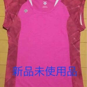 SALE!デサント レイヤード風ノースリーブTシャツ