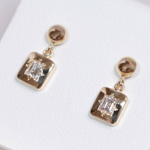 K18 セイコージュエリー ダイヤモンド 0.27ct ピアス フクリン スクエア バゲット