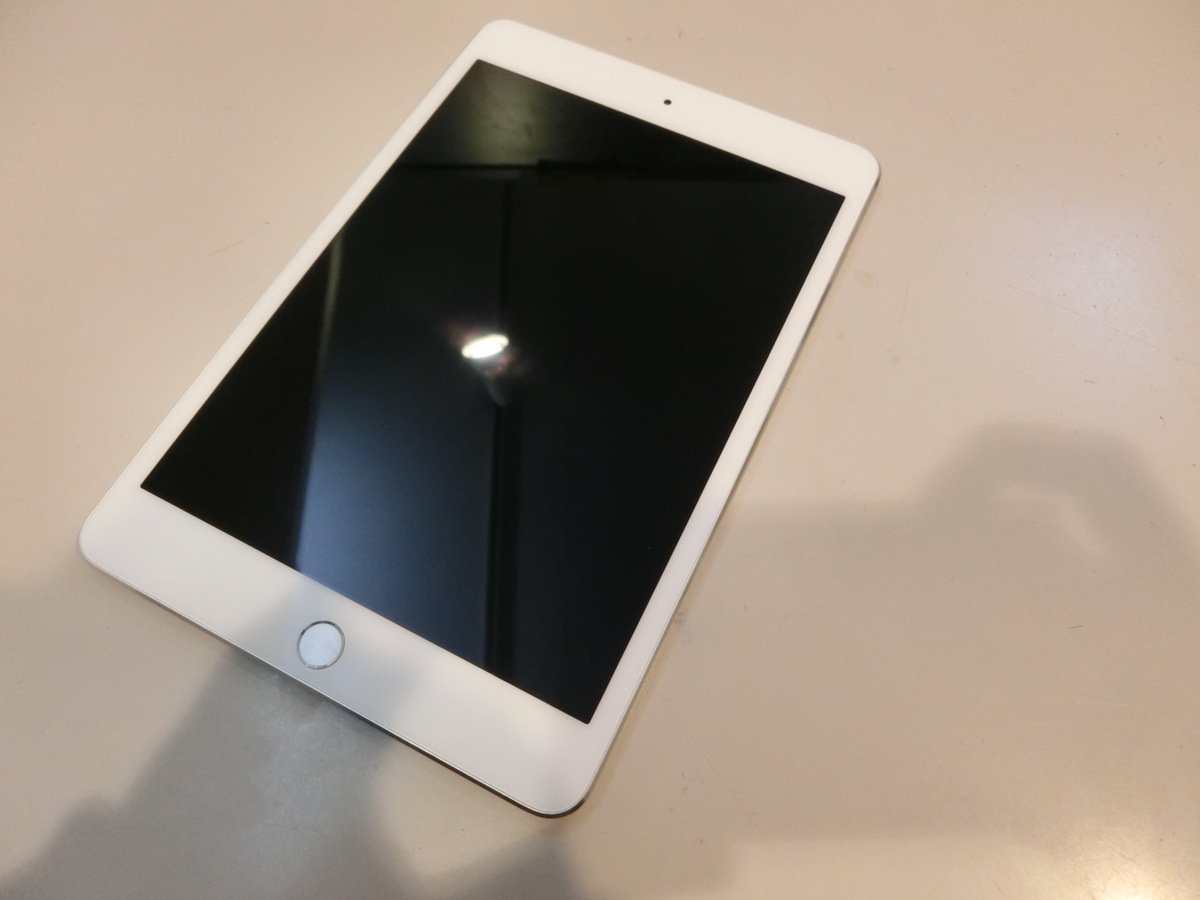 贅沢 iPad - 4GG様専用 softbank版 ipad mini4 128GB シルバー タブレット