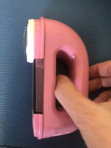 USED・とるとる毛玉カット・セーターの毛玉取り・乾電池式・ピンク・服部セイコー・動作確認済み・400円