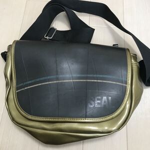 SEAL ショルダーバッグ