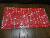 新品。かわいいクリスマス柄のラッピングペーパー、５枚セット、包装紙、赤白_画像1