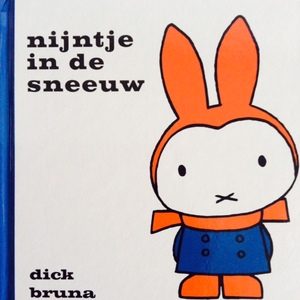 【クリスマス絵本洋書】ゆきのひのうさこちゃん原書nijntje in de sneeuw/オランダ語ディック・ブルーナDick Bruna