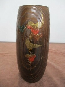 * из дерева. ваза для цветов средний. тубус. металлический загрязнения царапина есть высота 30. диаметр 10cm tm2202-25-2*