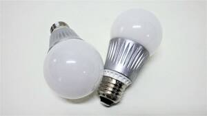 LED 電球：　LDA11N-G-V5　１１W　昼白色　２個/組 