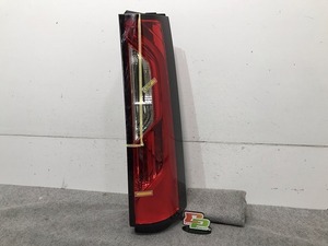 ステップワゴン スパーダ RP3/RP4 純正 前期 右テールランプ/ライト/レンズ STANLEY W1890 ホンダ(107559)