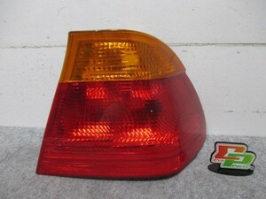 E46 3シリーズ BMW 右テールランプ/レンズ/ライト 8 364 922/8364922 (93041)