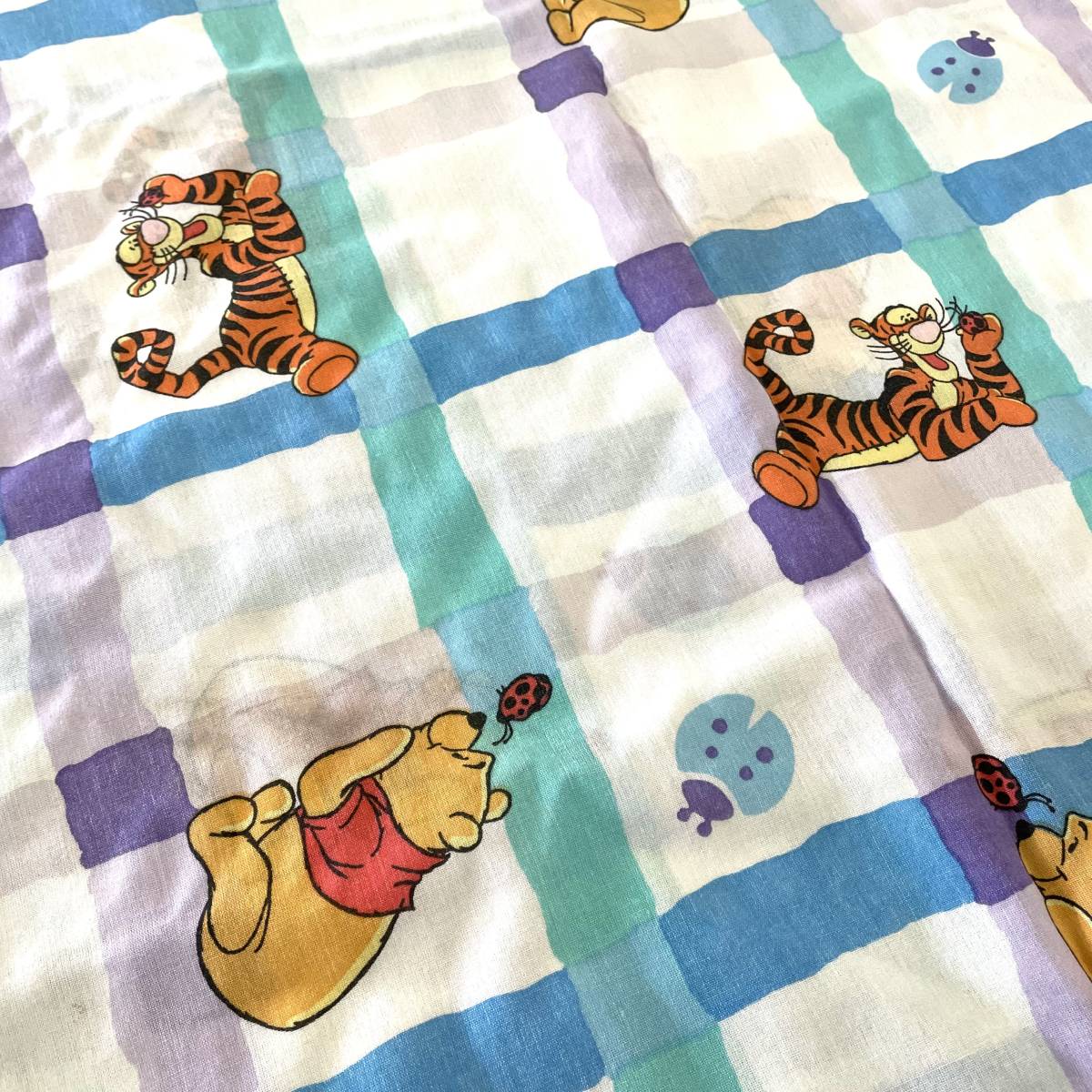 USEDレアDISNEYくまのプーさん総柄ベッドシーツ白】ディズニーリメイク