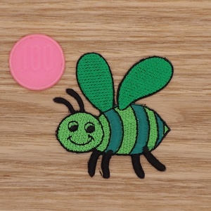 【Ｍサイズ】 アイロンワッペン NO.1100 ハチ 蜂 可愛い ＢＥＥ はち アップリケ 【郵便定形】