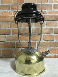 *Tilley X246B* storm lantern 1979 year 1 month made Gold color 