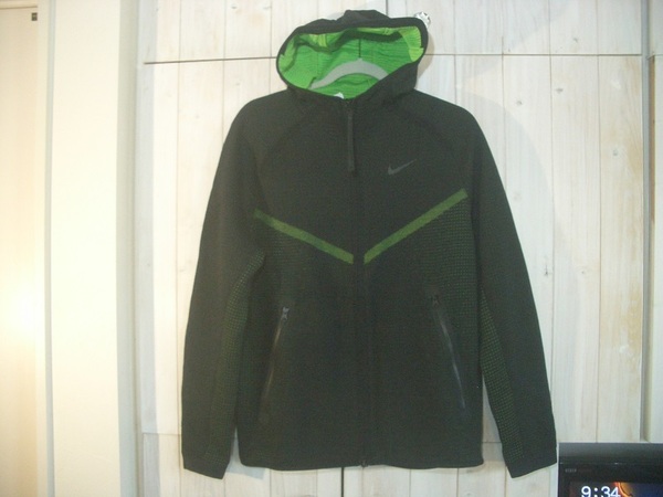 送料込 新品 Nike ナイキ サイズM テックパック ENG ウィンドランナー フーディ CU3599-014 TECH PACK ENG WIND RUNNER HOODIE 送料無料