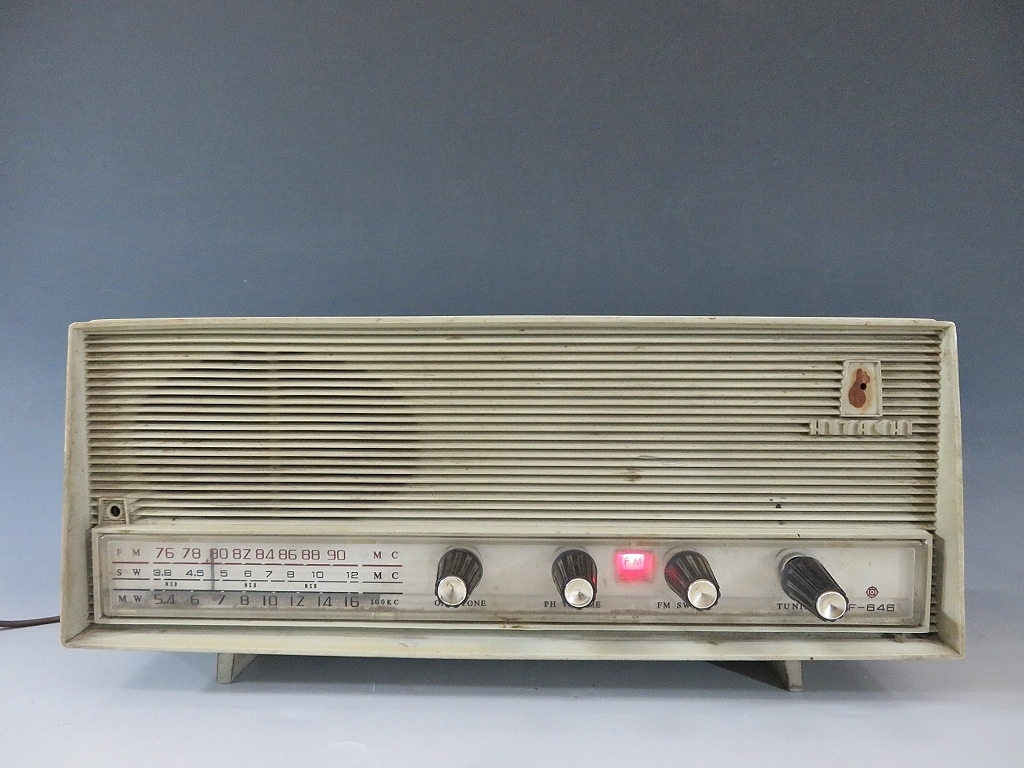 正式的 日立 DPF-1900 通電確認 当時物 ラジオ プレーヤー 真空管 アンティーク