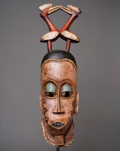 新品登場 アフリカ コートジボワール グロ族 マスク No.192 仮面 彫刻 