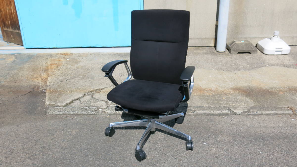 ヤフオク! -オカムラ エグゼクティブチェアの中古品・新品・未使用品一覧