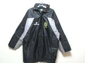 dau punch made futsal Brazil representative half coat?