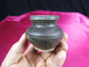 B　褐釉小壺②　南宋時代　遺跡発掘品　焼き物　中国