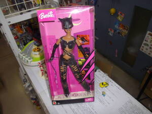 ** ultra .!* ultra elegant!* out of print?* cat u- man [ Hal * Berry san?] American Comics heroine : Barbie * unopened [BOX box city ]