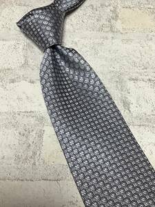 新品最高級　水色サックスとシルバーグレーのコラボ配色　日本製シルクネクタイ！京都織物使用　薄い芯使用で結びやすさバツグン　