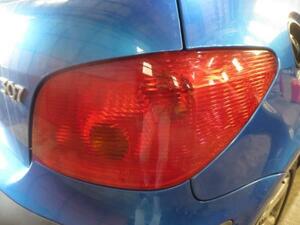 *2002 year Peugeot 307 T5NFU right tail lamp *