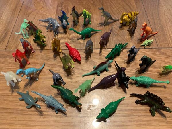 恐竜フィギュア 大量セット