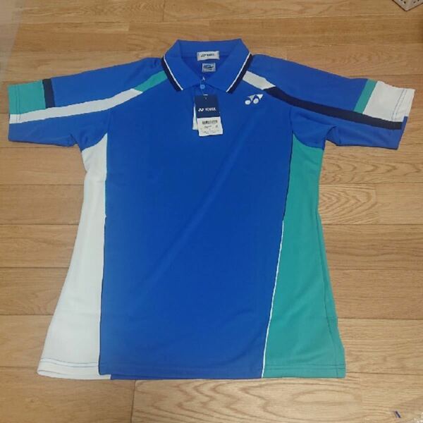 新品 YONEX ポロシャツ Ｌサイズ