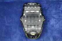 バリオス　1型　黒　金　エナ　ボタン　タックロールシート/鋲 ZR250A バリウス 250完成品 タックロールシート 外装 リベット BEETキジマ _画像5