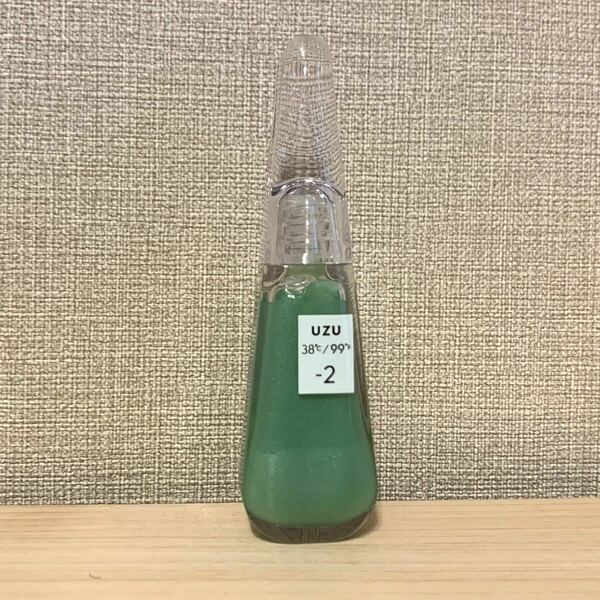 UZU BY FLOWFUSHI フローフシ38°C/99°F Lip Treatment / -2 sheer-green