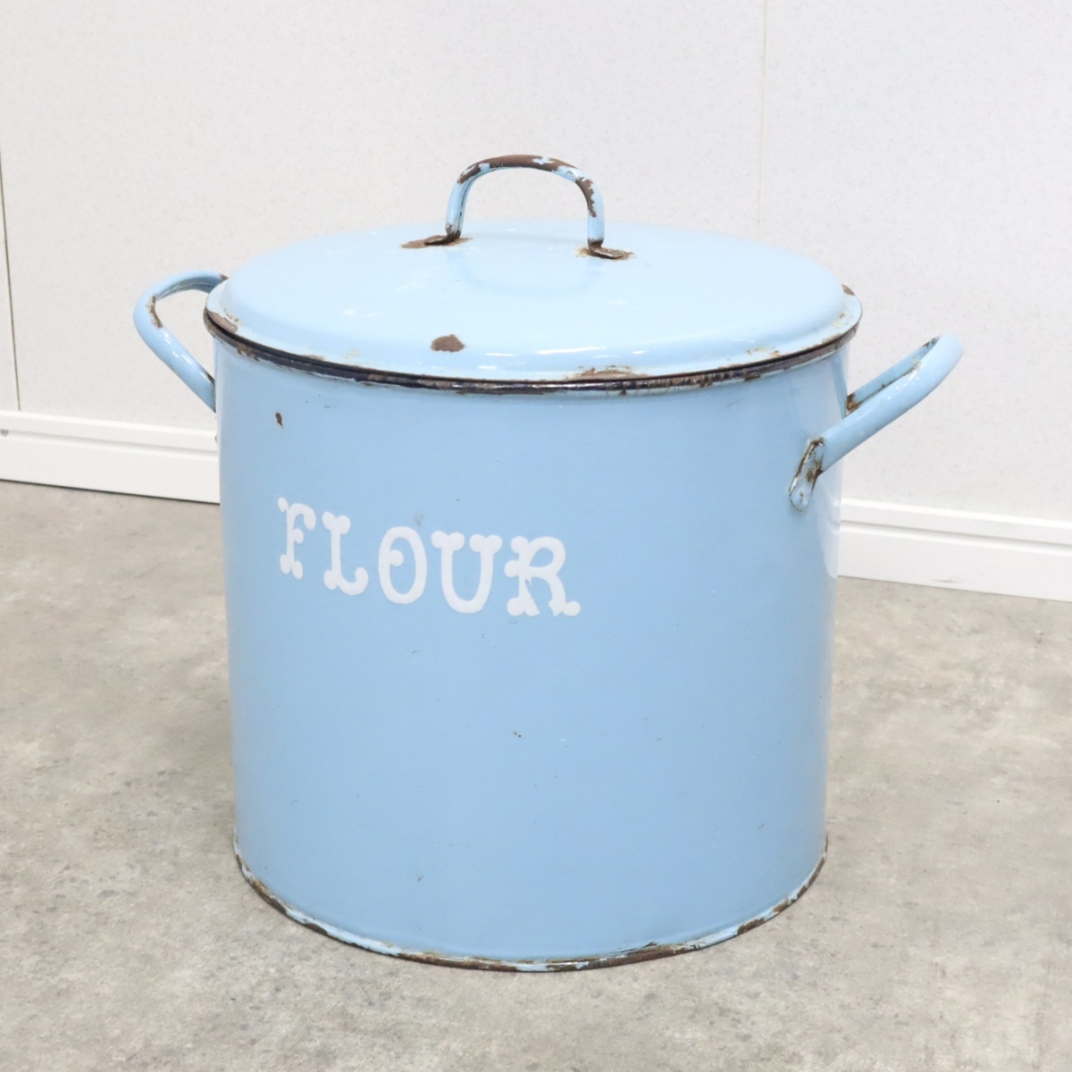 絶賛商品 アンティーク FOUR缶 フラワー缶 ホーロー缶 - grupofranja.com