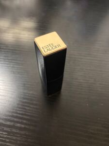 ESTEE LAUDER リップ