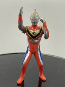 バンプレスト　ウルトラマンガイア