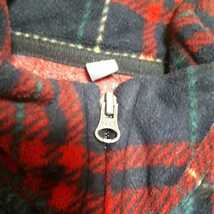 ◆送料無料◆ユニクロ UNIQLO プリントフリース 3種の赤チェック フルジップジャケット ポケット付 Mサイズ_画像8