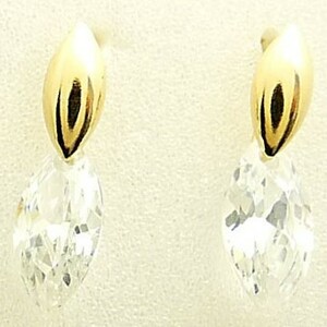  popular [ new goods ]18 gold /k18/ yellow gold / hole Cubic / swaying earrings 
