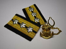 日本海軍 大佐 襟章と自衛隊幹部のタイピンレターパックプラス可 0108U9G_画像1