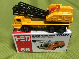 Tomica Blue Tomy ■■ 66 Mitsubishi Fuso Truck Crane