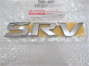 ★希少 SRV ハイラックス HILUX トヨタ 新品 輸出用 GUN125? リア用 ロゴ シルバーエンブレム 旧車1点