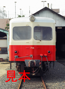 鉄道写真、645ネガデータ、144623440003、キハ714、鹿島鉄道、石岡機関区、2005.08.11、（3277×4475）