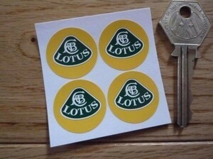 海外　限定品　送料込み 　ロータス ロゴ LOTUS yellow 25mm 4枚セット　ステッカー