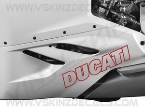 海外　限定品　送料込み 　ドゥカティ DUCATI outline カッティング RED 300mm 2枚セット　ステッカー