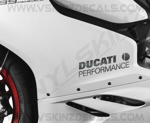 海外　限定品　送料込み ドゥカティ パフォーマンス DUCATI PERFORMANCE カッティング Grey 200mm 2枚セット　ステッカー