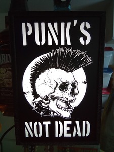 PUNK`S NOT DEAD パンクロック パンクス ハードコア デスクトップ サイン 照明 看板 玩具 置物 雑貨 LEDライトBOXミニ 電飾看板 電光看板