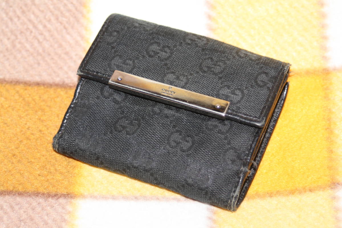 ヤフオク! -gucci 三つ折り財布の中古品・新品・未使用品一覧