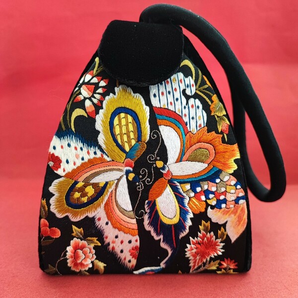 中国 手刺繍 パーティバッグ ミニバッグ クラッチバッグベロア 黒 蝶