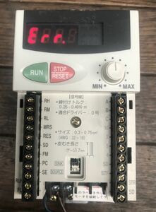 通電確認済　MITSUBISHI インバータ　FR-E520-0.1K