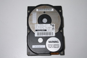 Z136[ used ]FUJITSU M2681SAU SCSI-HDD details unknown 