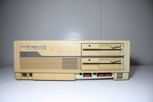 F964【中古】NEC PC-9801VM 通電OK!