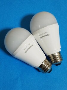 即決未使用! パナソニック LED電球 40W形相当 電球色 E26 LDA7L-G/E/W×2個 / YW1242