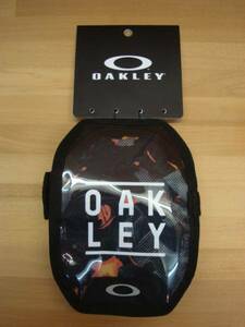 新品OAKLEY(オークリー)ESSENTIAL ARM BAG NUGGET 50C
