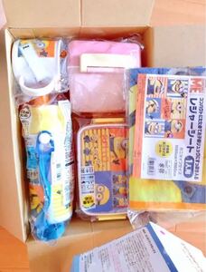 ミニオン 弁当箱セット 、新品 おにぎりランチボックス
