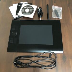 ワコム ペンタブ intuos4 PTK-640